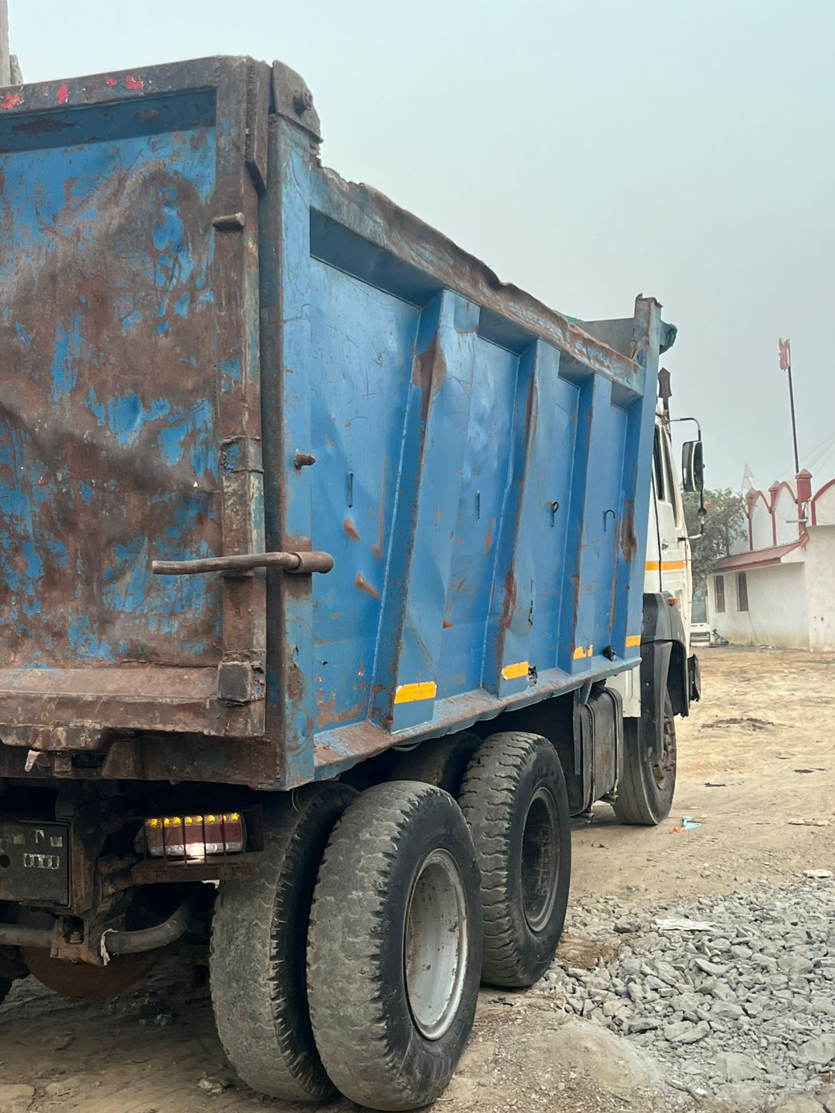 TATA SIGNA DUMP TRUCK 2815.TK 2018
