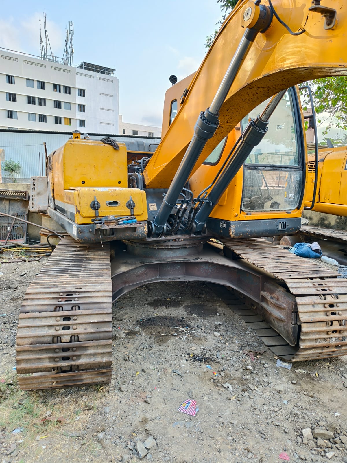 HYUNDAI EXCAVATOR R140LC-9 2013