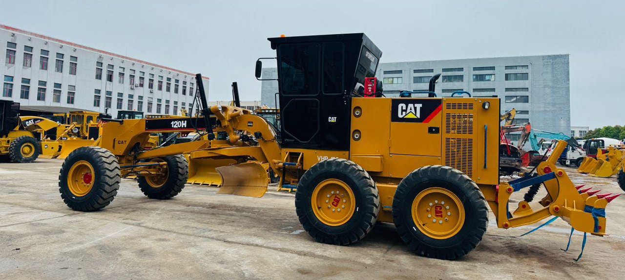 CAT GRADER 120K2 2022