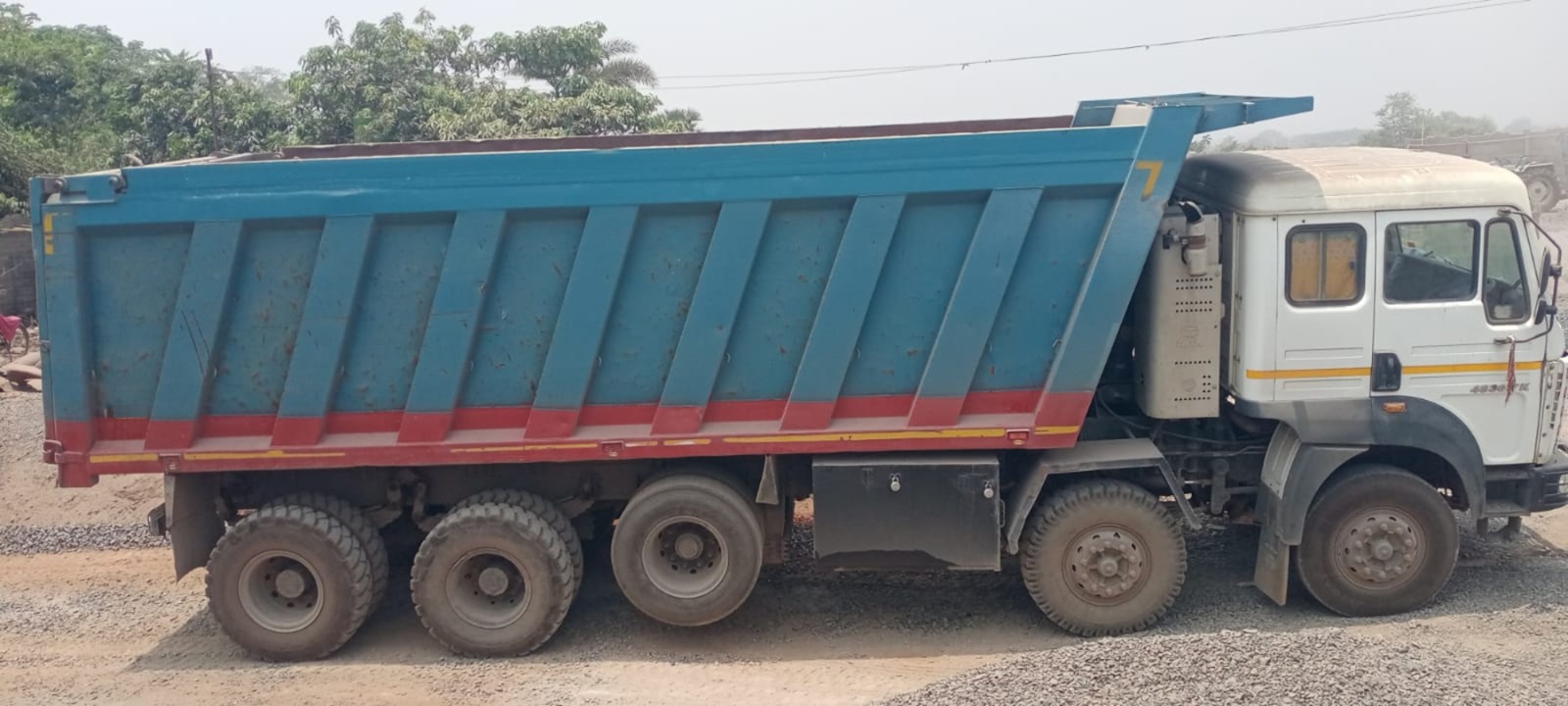 TATA SIGNA DUMP TRACK 4830 2023