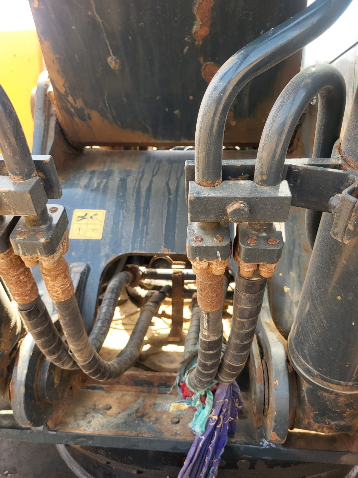 HYUNDAI EXCAVATOR R215 SMART 2022