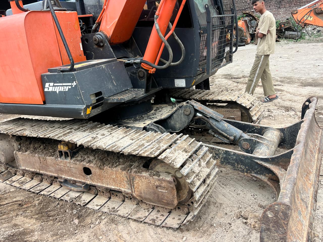 TATA HITACHI EXCAVATOR EX70 2019