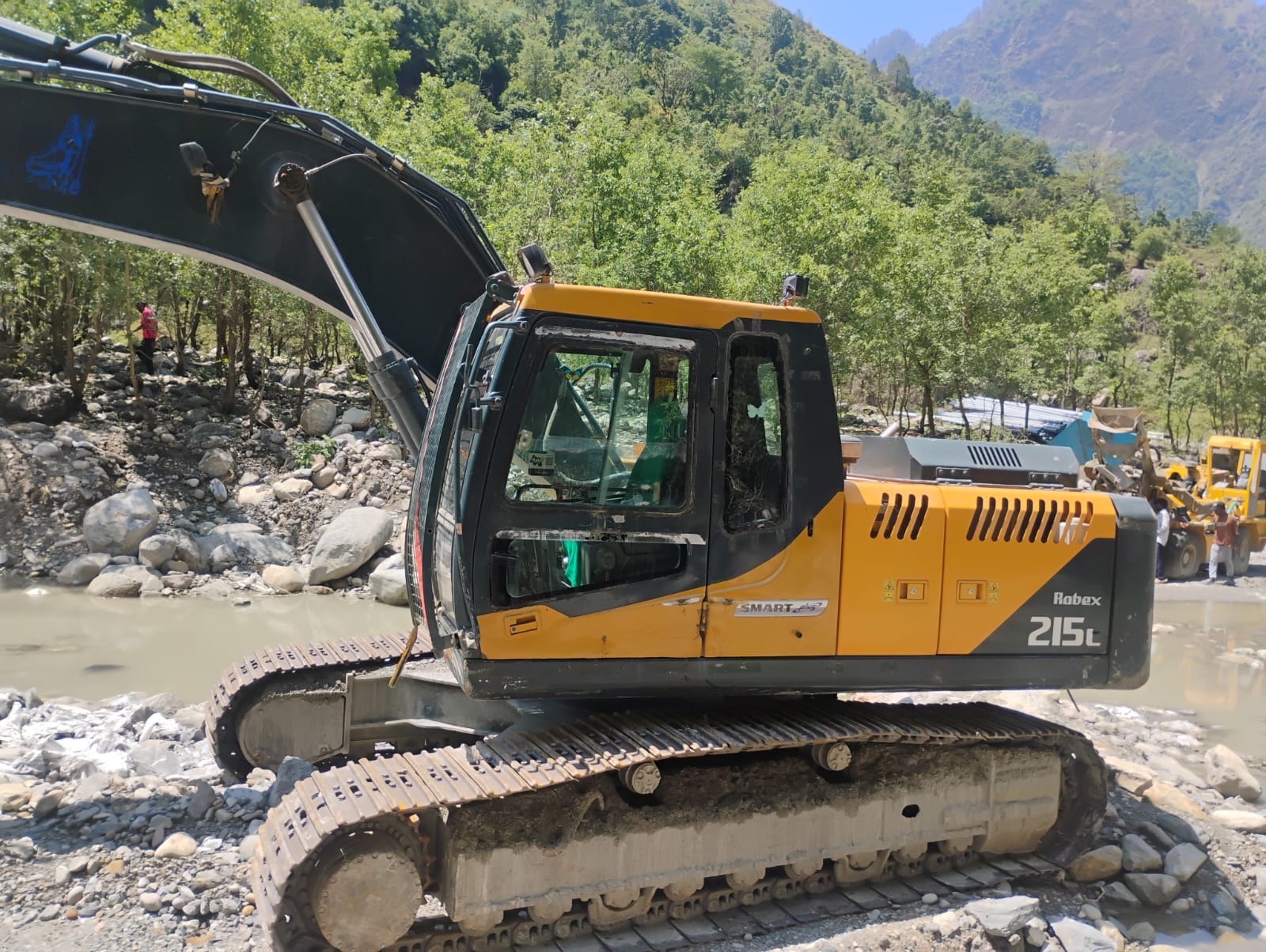 HYUNDAI EXCAVATOR R215L SMART PLUS 2023