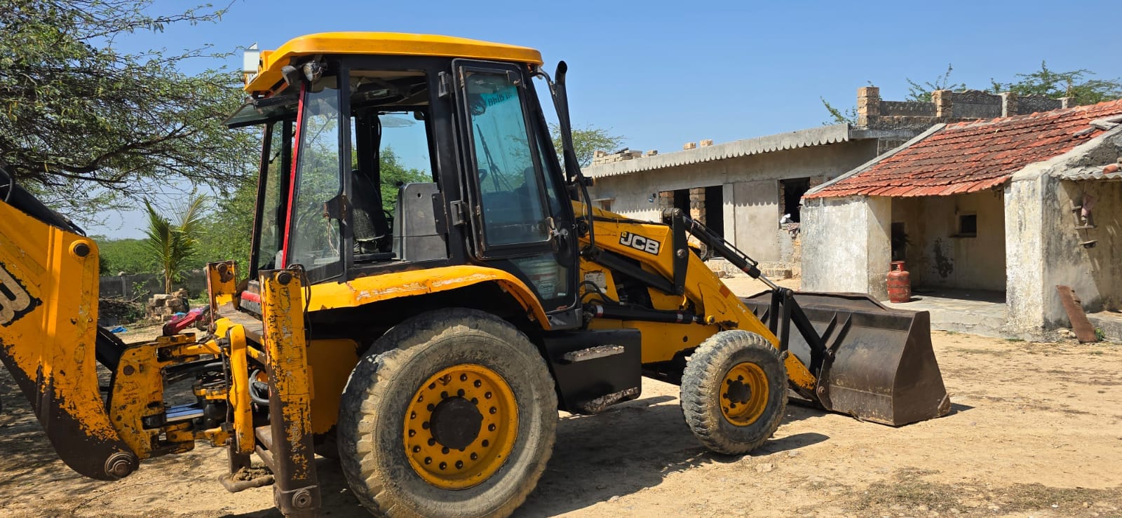 JCB BACKHOE 3DX 2017