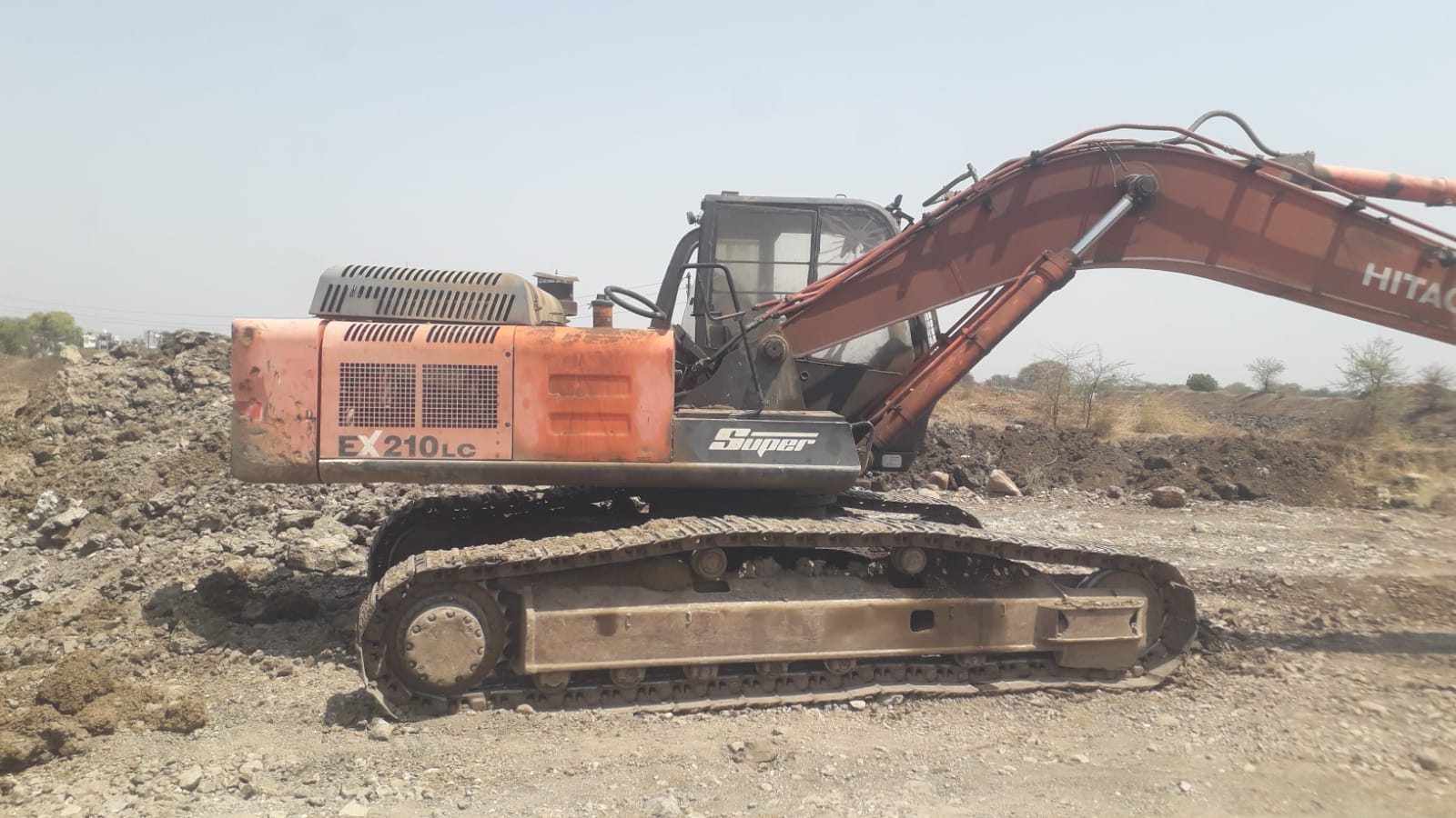 TATA HITACHI EXCAVATOR EX 210 2017