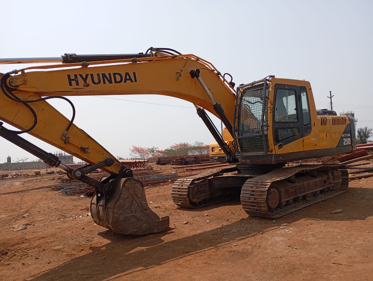 HYUNDAI EXCAVATOR R210 2020