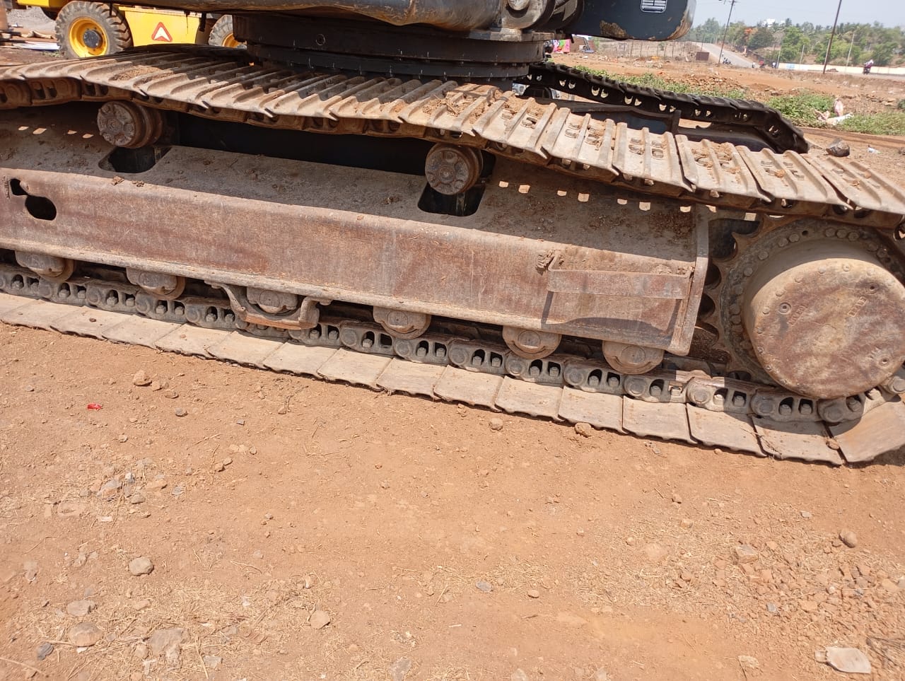 HYUNDAI EXCAVATOR R210 2020