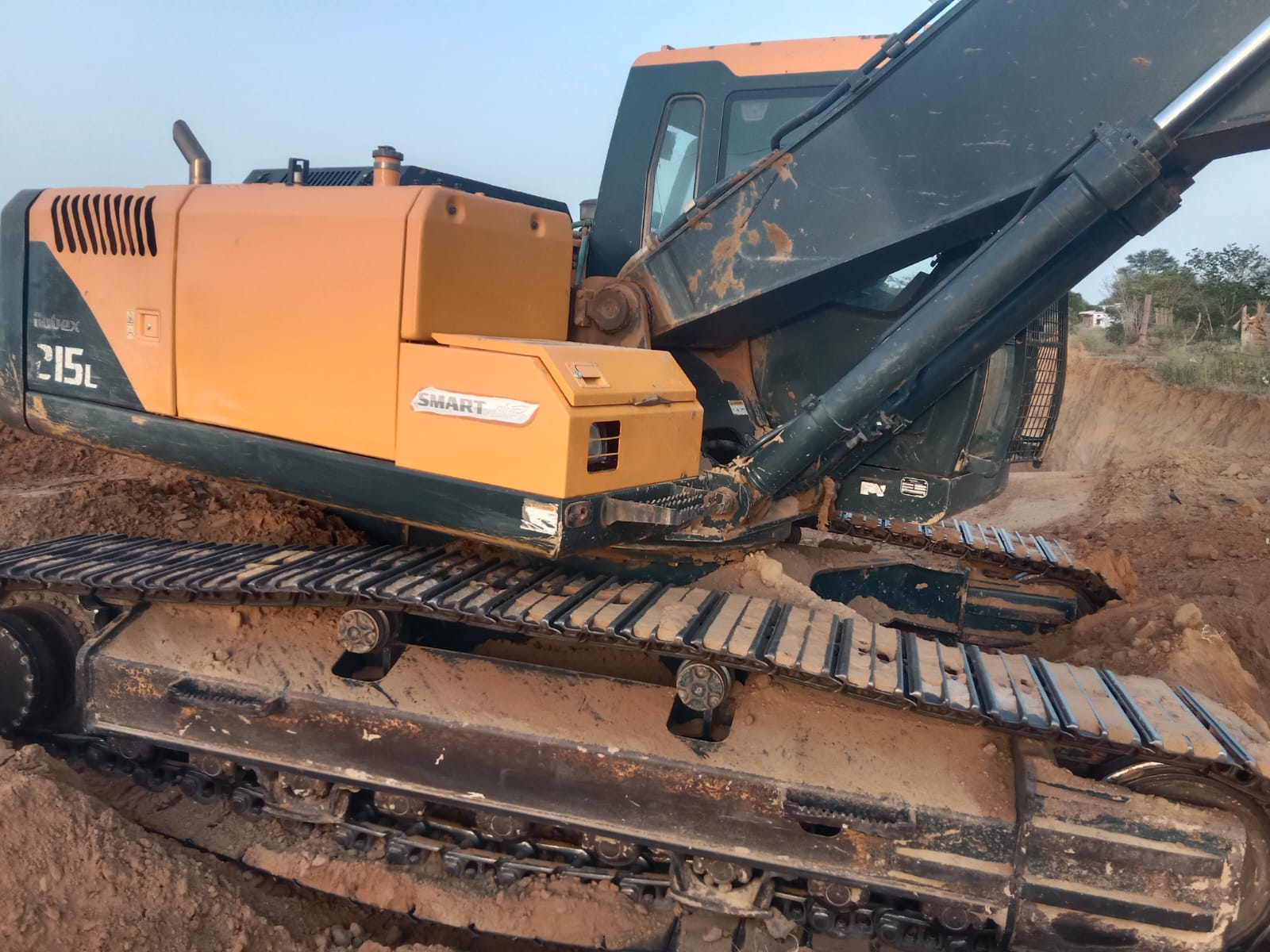 HYUNDAI EXCAVATOR R215 SMART 2023
