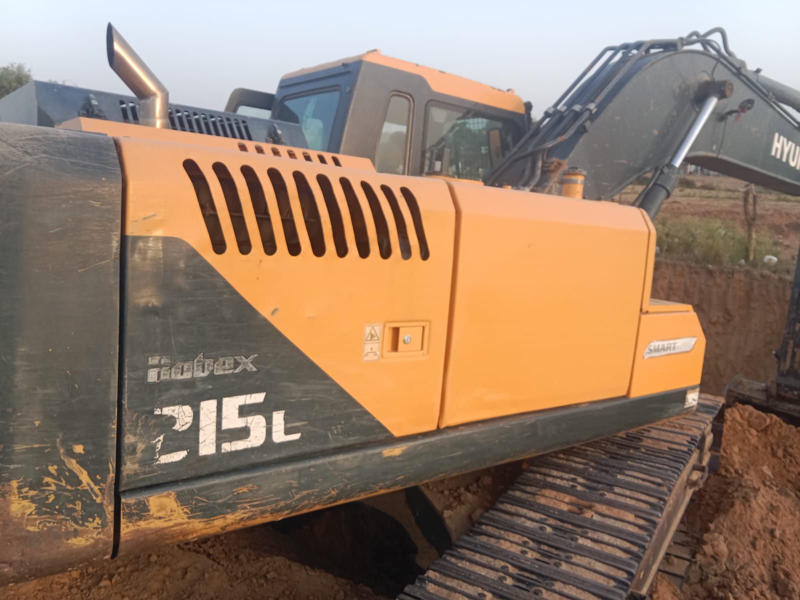HYUNDAI EXCAVATOR R215 SMART 2023