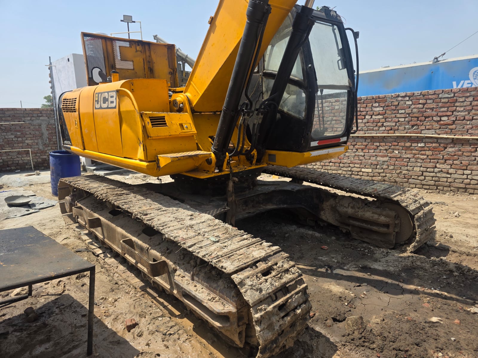 JCB EXCAVATOR JS205 2018