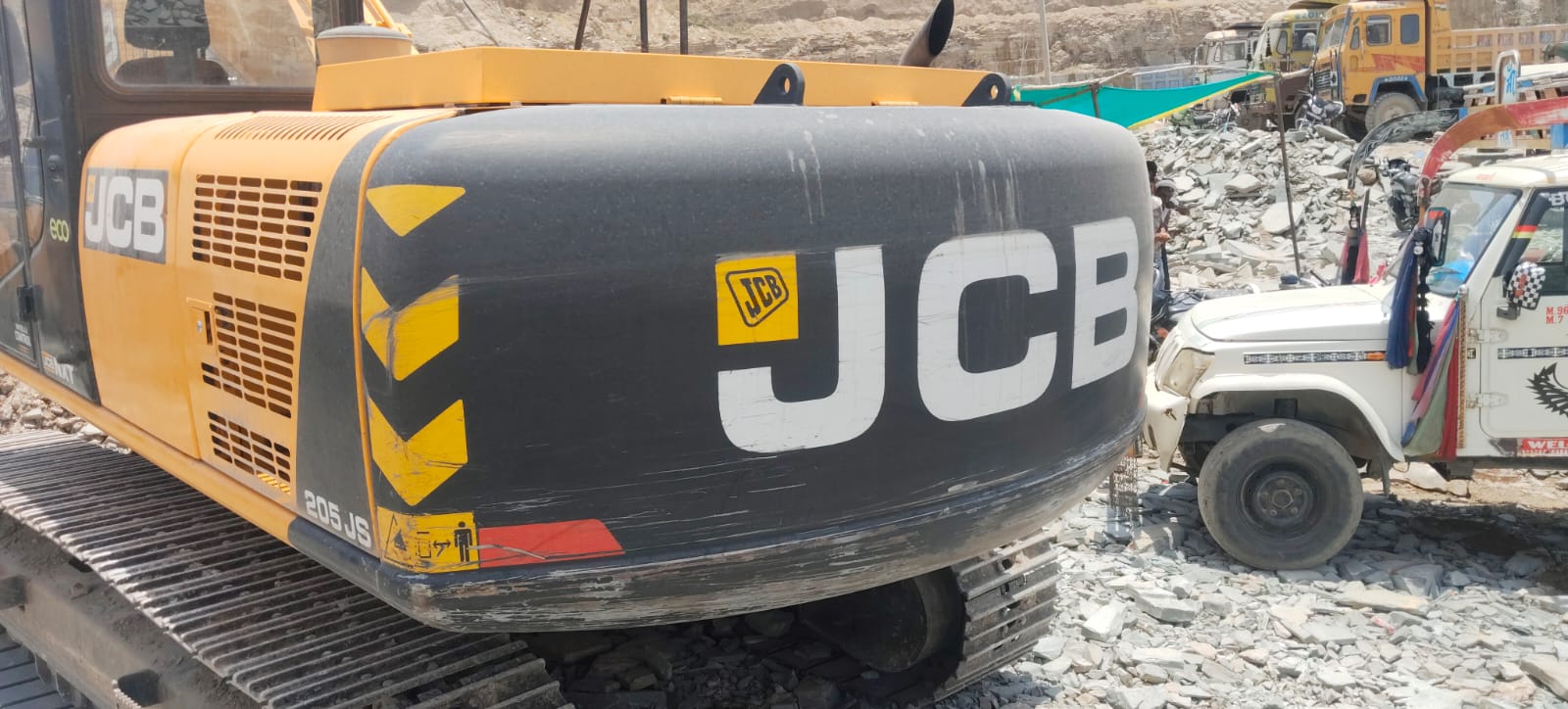 JCB EXCAVATOR JS205 2023