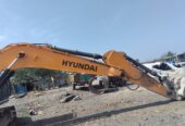 HYUNDAI EXCAVATOR R210 2016