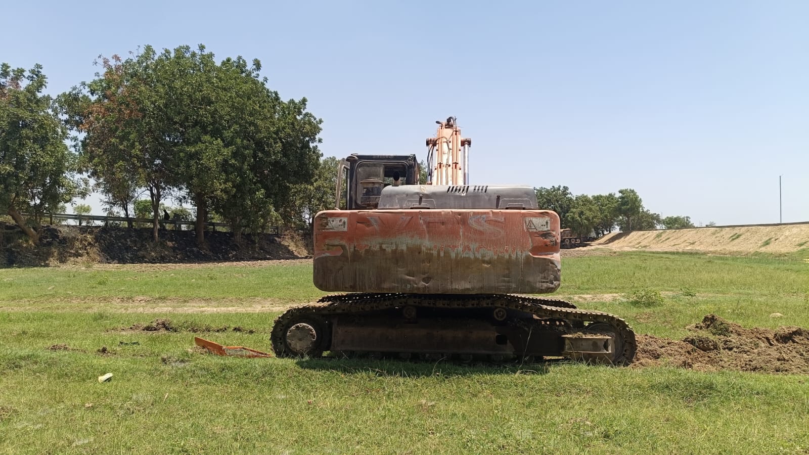 TATA HITACHI EXCAVATOR EX 200 2019
