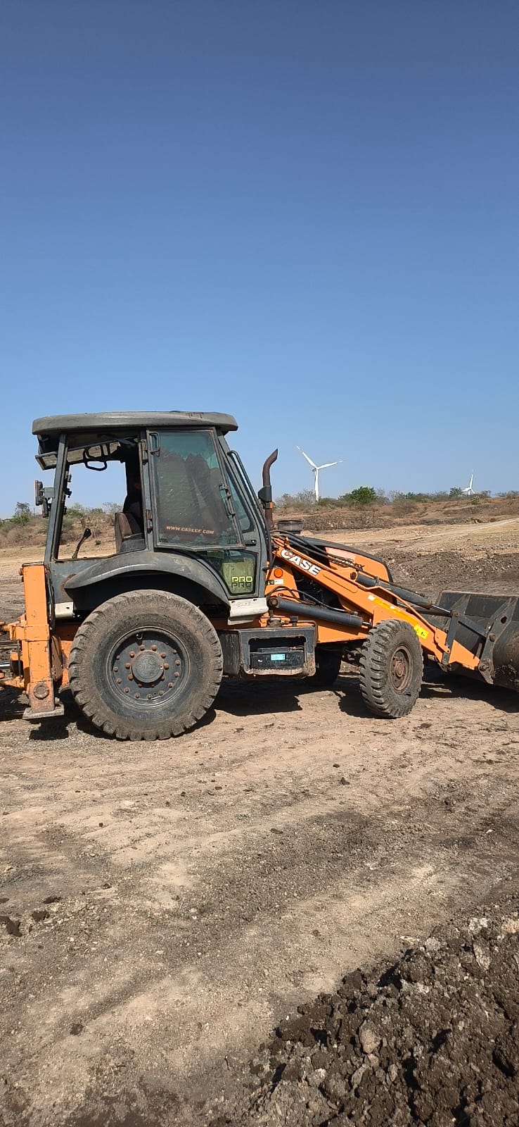 CASE BACKHOE 770 2021