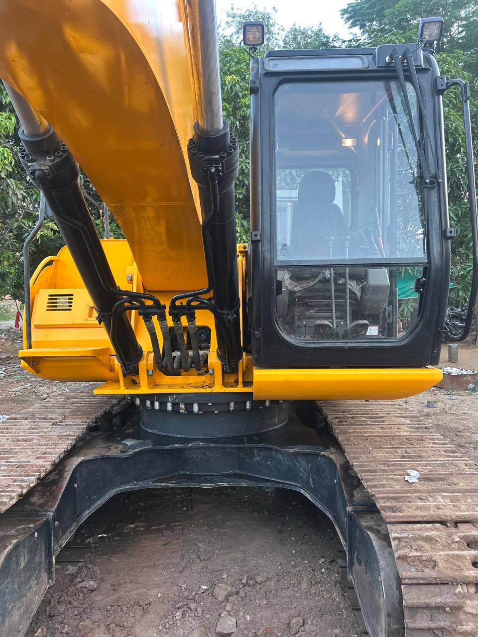 JCB EXCAVATOR JS205 2024