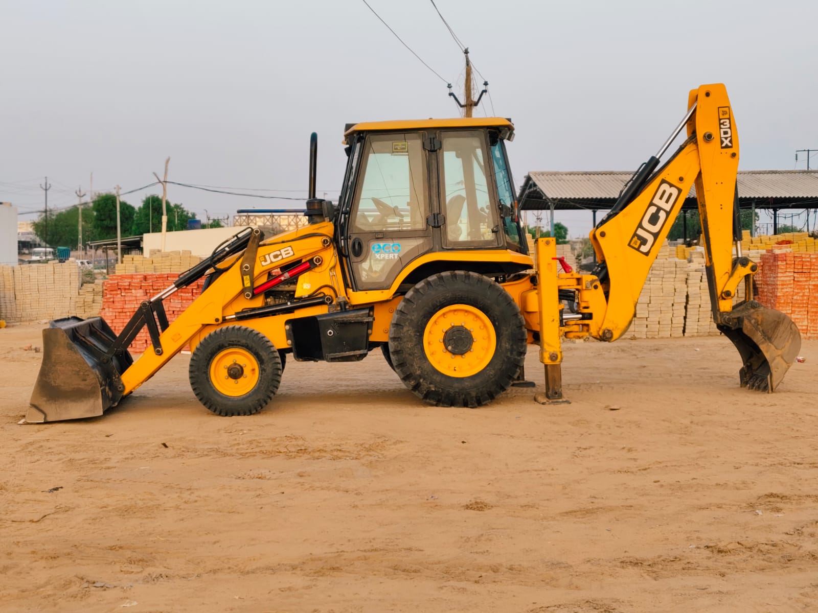 JCB BACKHOE 3DX 2024