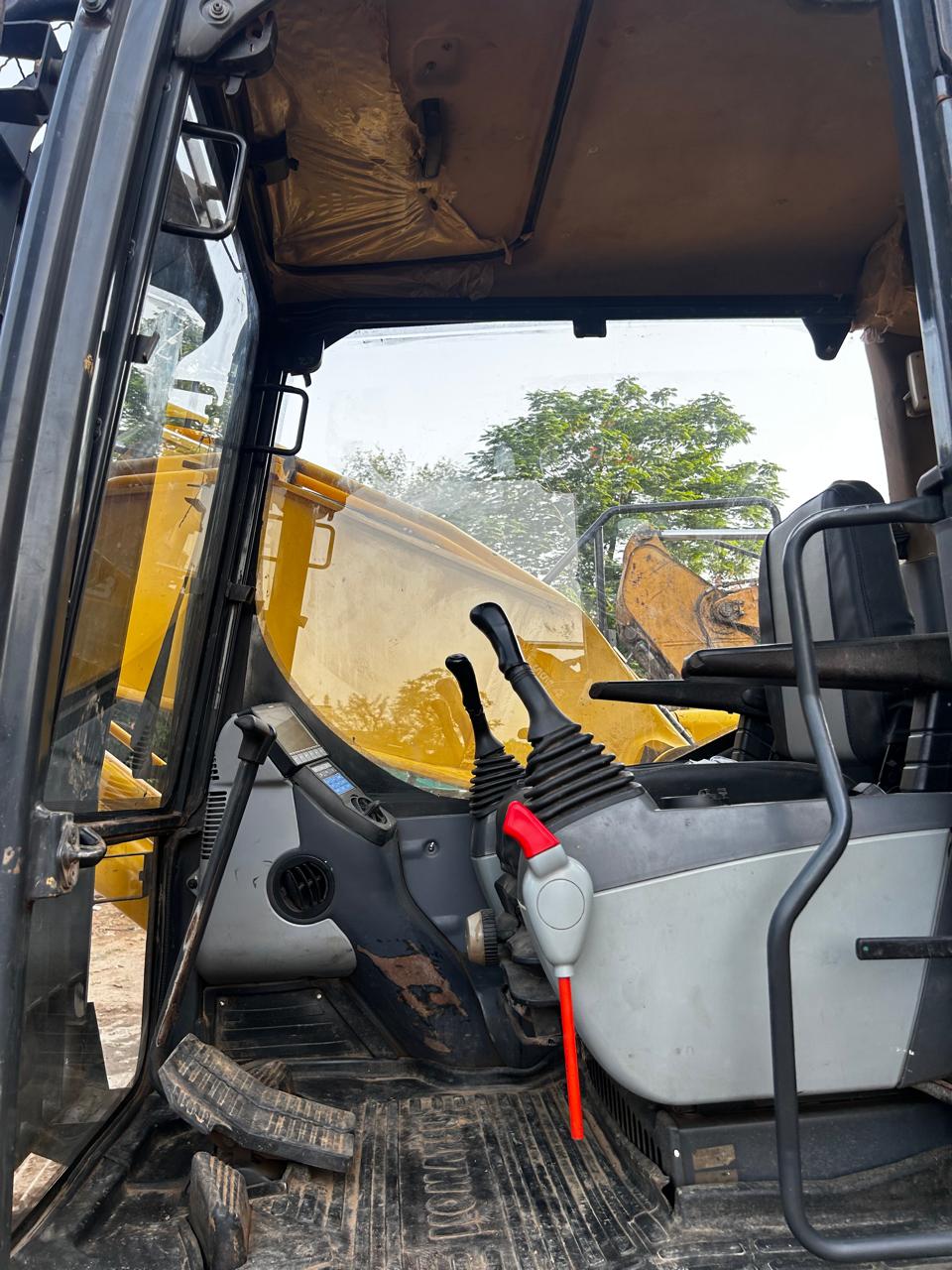 KOMATSU EXCAVATORS PC210 10 MO 2023