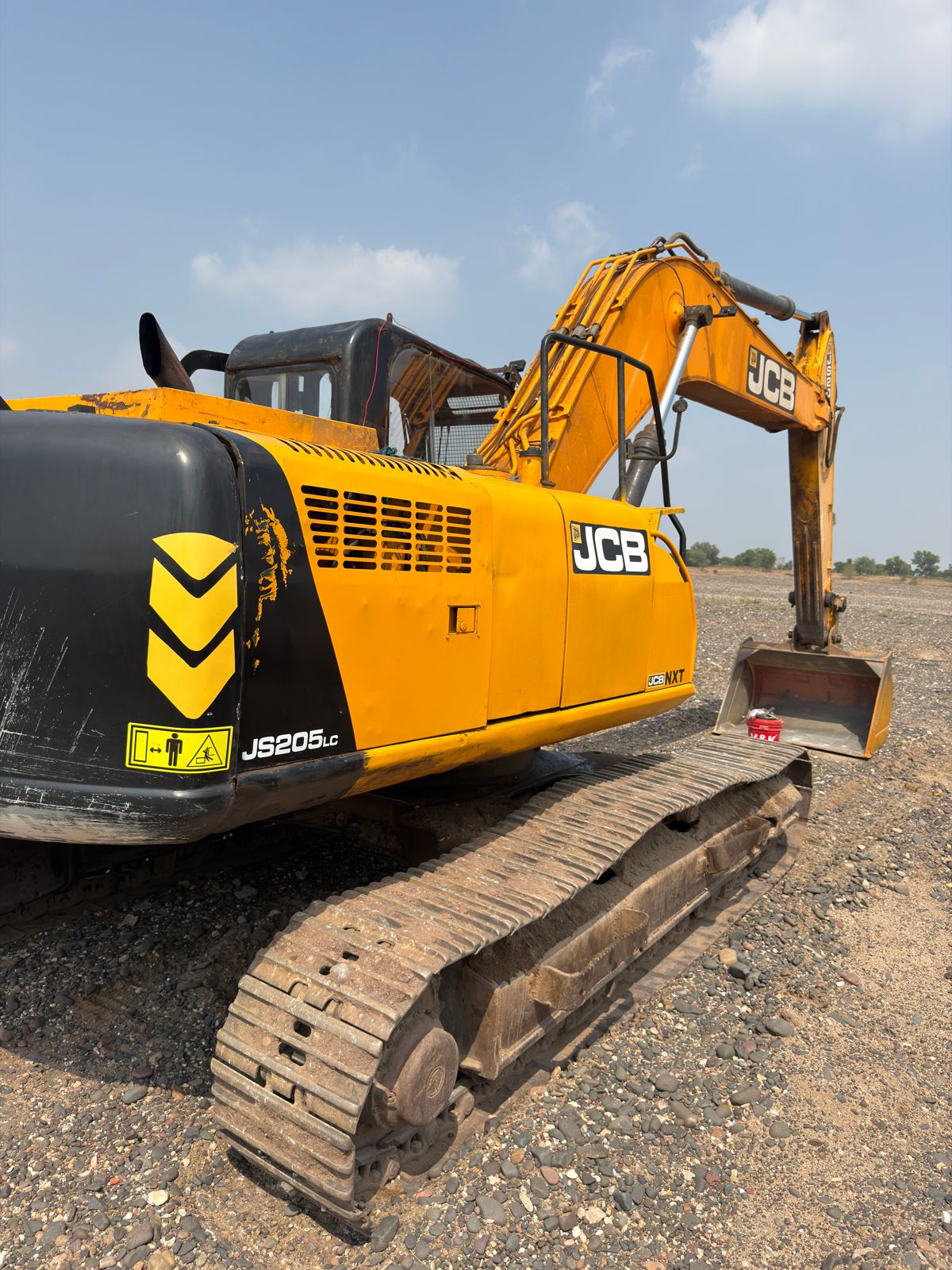 JCB EXCAVATOR JS205 2019