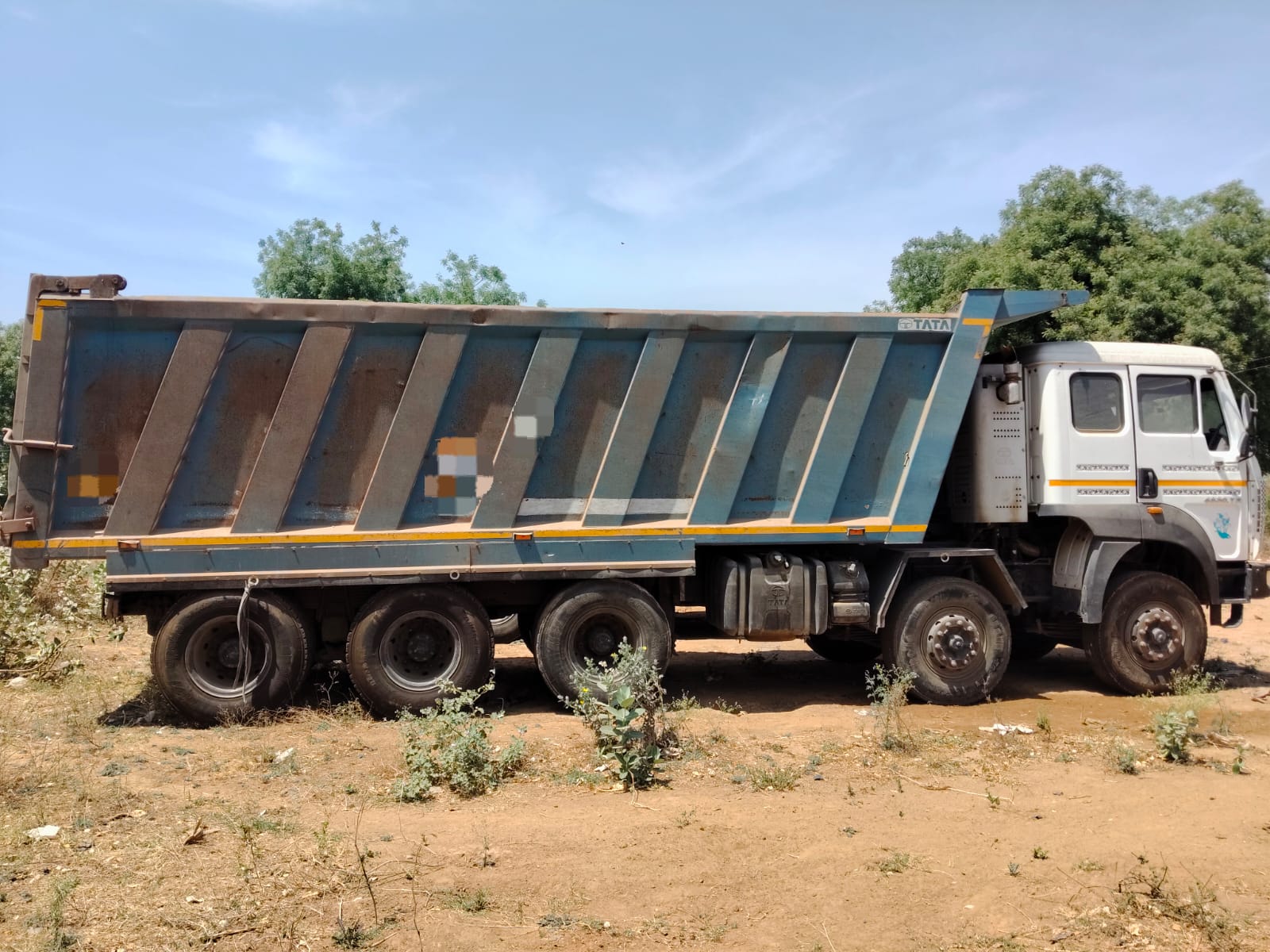 TATA SIGNA DUMP TRACK 4830 2024