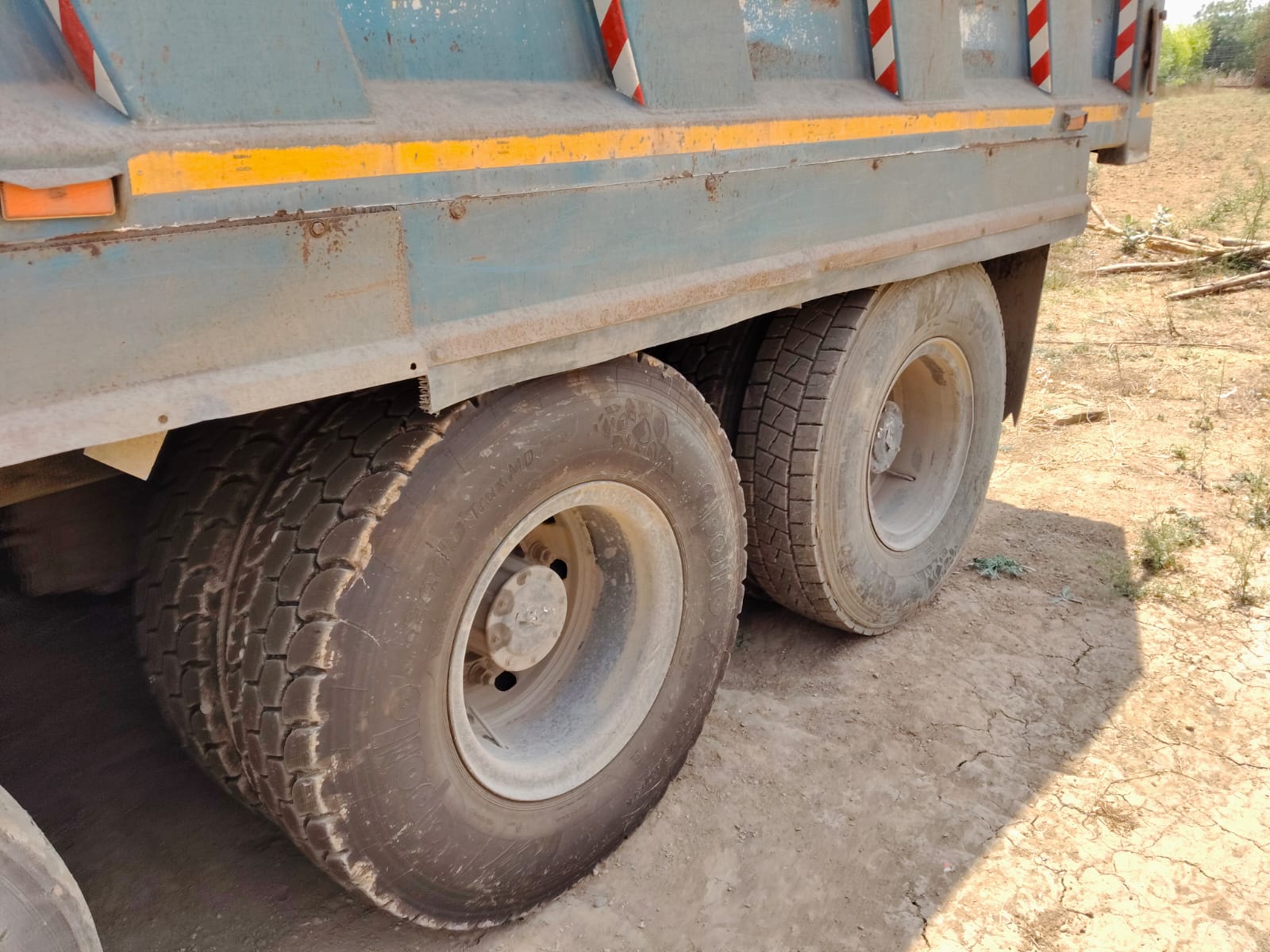 TATA SIGNA DUMP TRACK 4830 2024