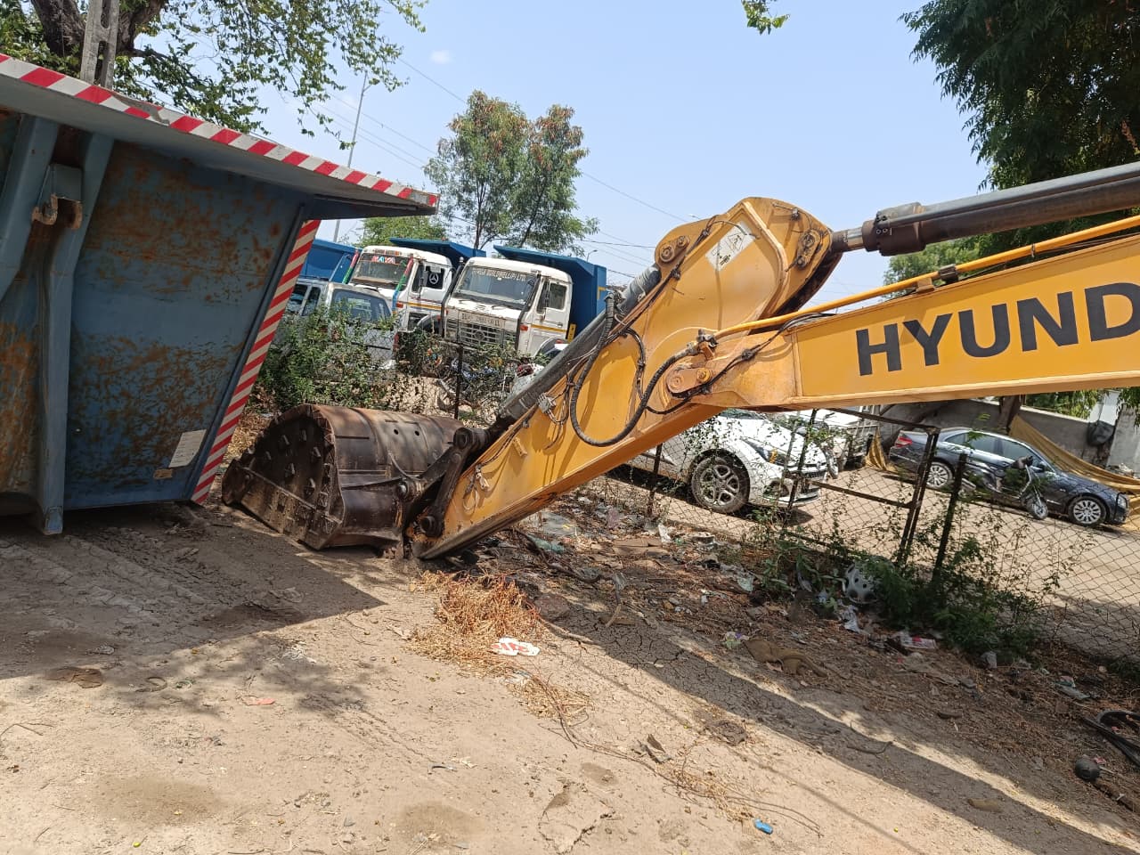 HYUNDAI EXCAVATOR R215 SMART 2017