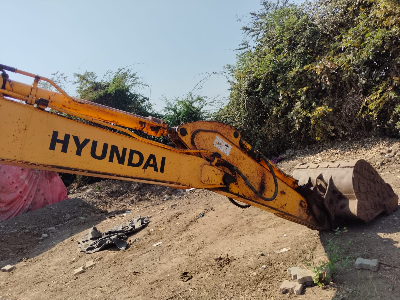 HYUNDAI EXCAVATOR R140LC-9 2013