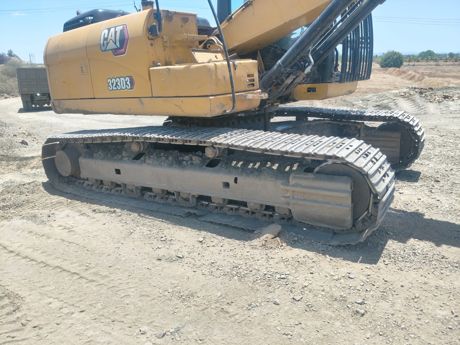 CAT EXCAVATOR 323 D3 2021