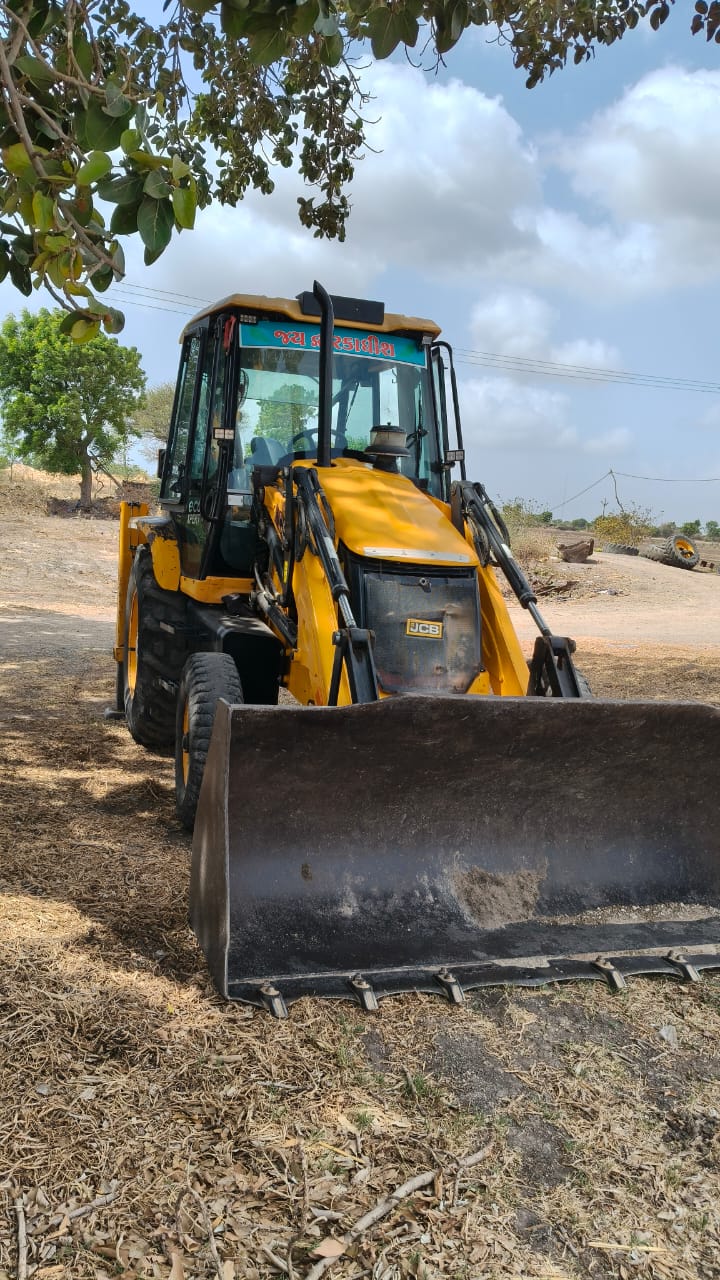 JCB BACKHOE 3DX 2021