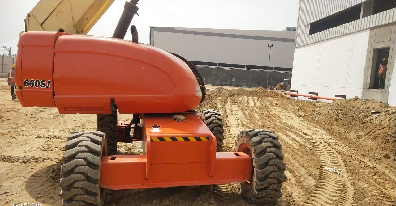 JLG BOOM LIFT 660SJ 2008-09