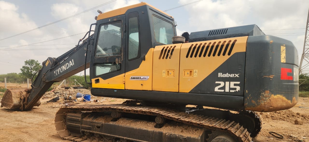 HYUNDAI EXCAVATOR R215 SMART 2022