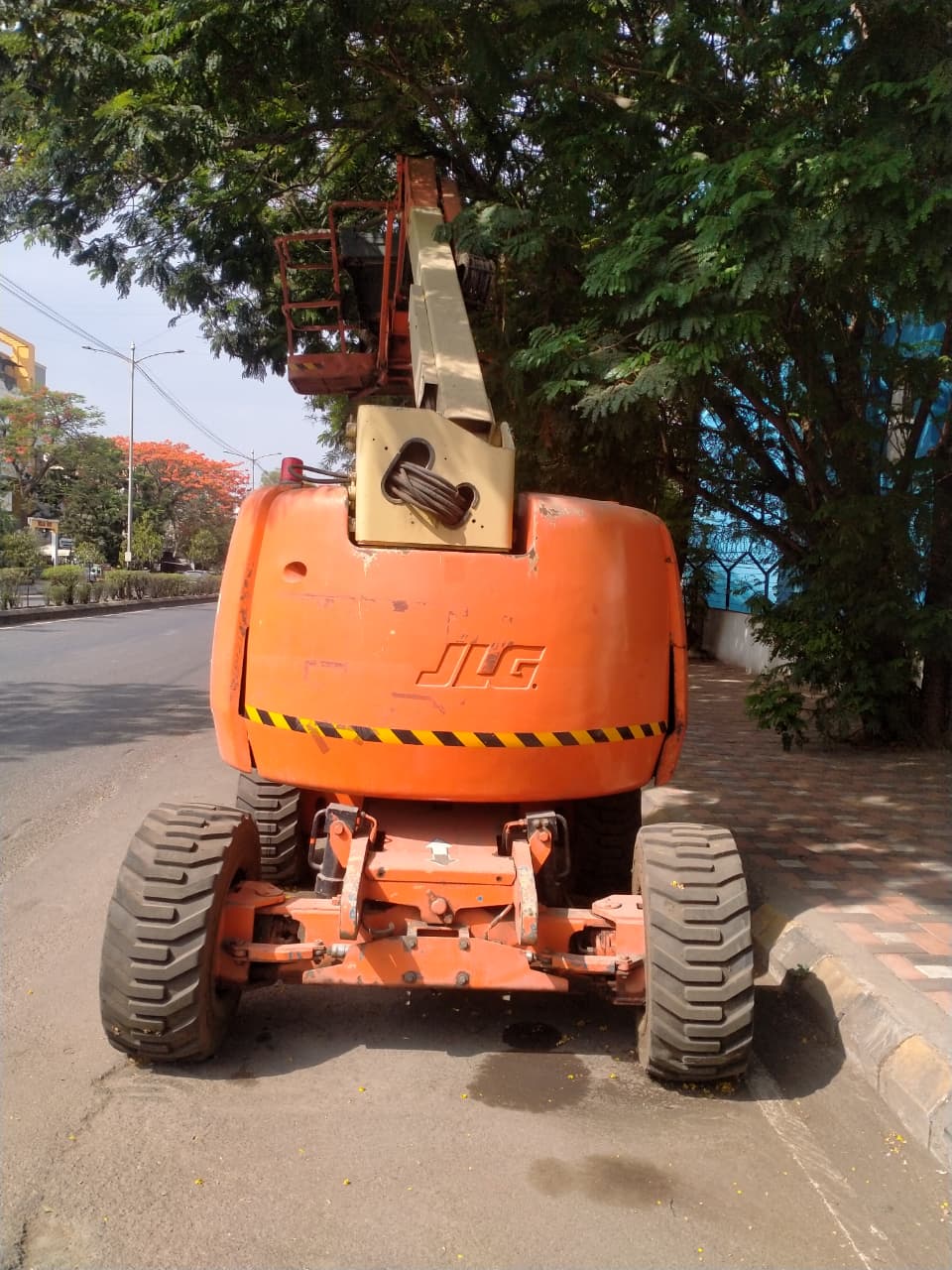 JLG BOOM LIFT 450AJ 2002