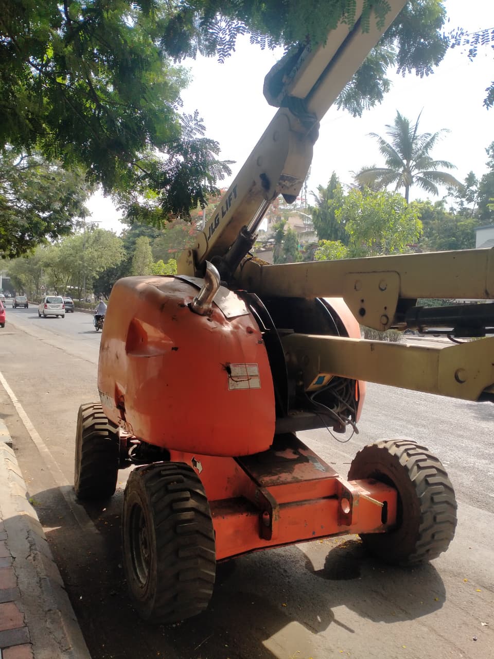 JLG BOOM LIFT 450AJ 2002