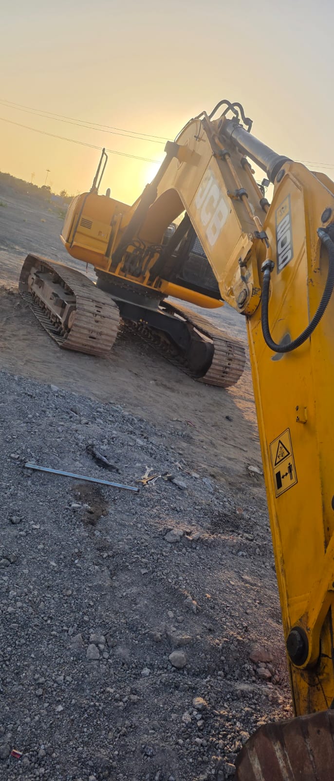 JCB EXCAVATOR JS205 2022