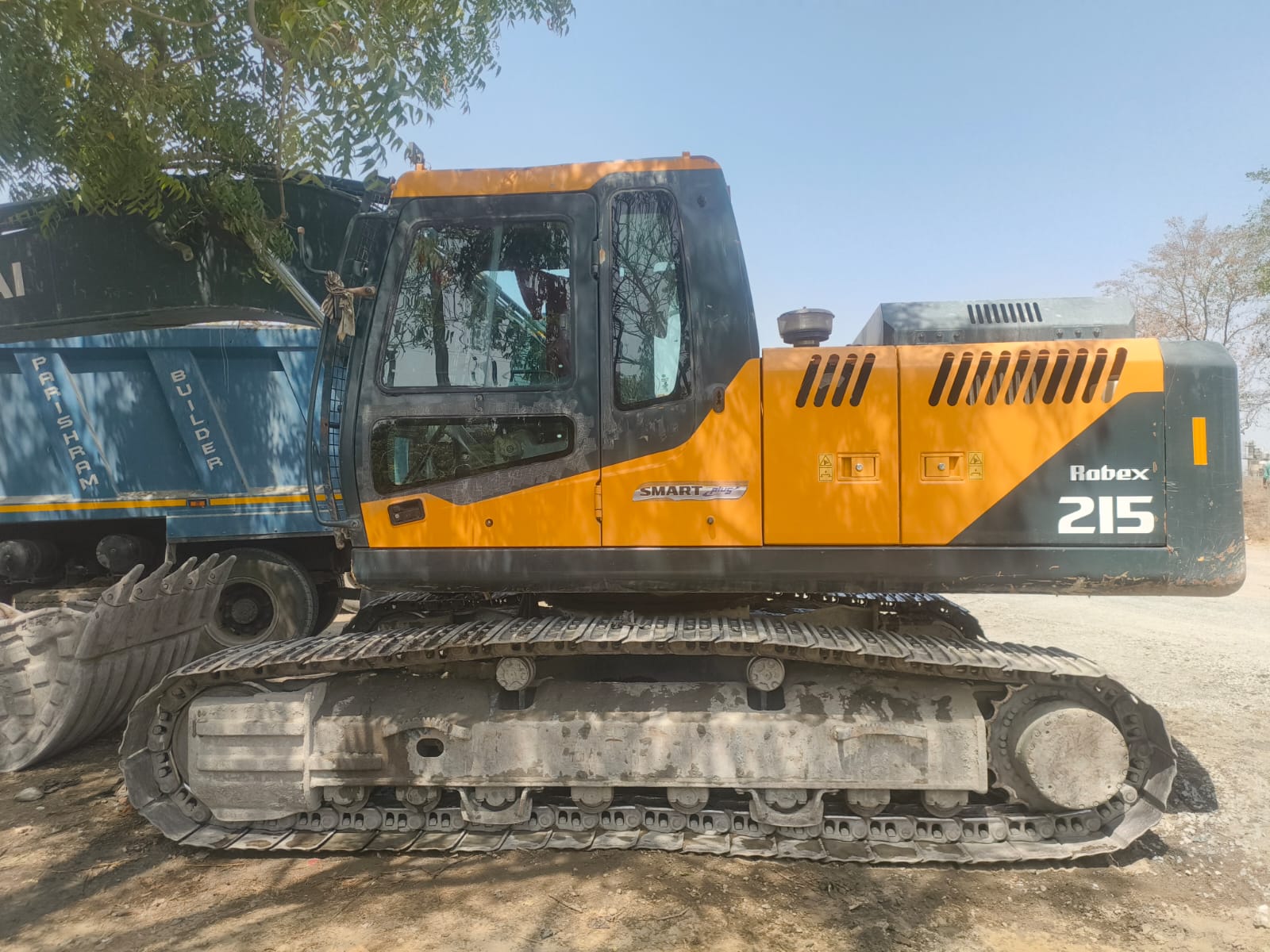 HYUNDAI EXCAVATOR R215 SMART 2023
