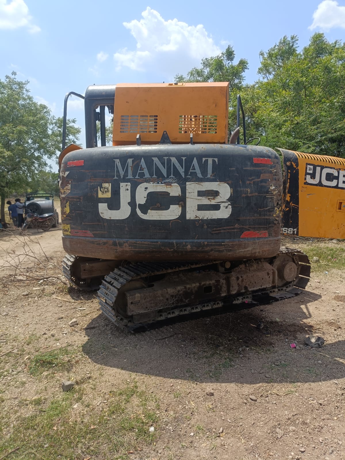 JCB EXCAVATOR JS81 2015