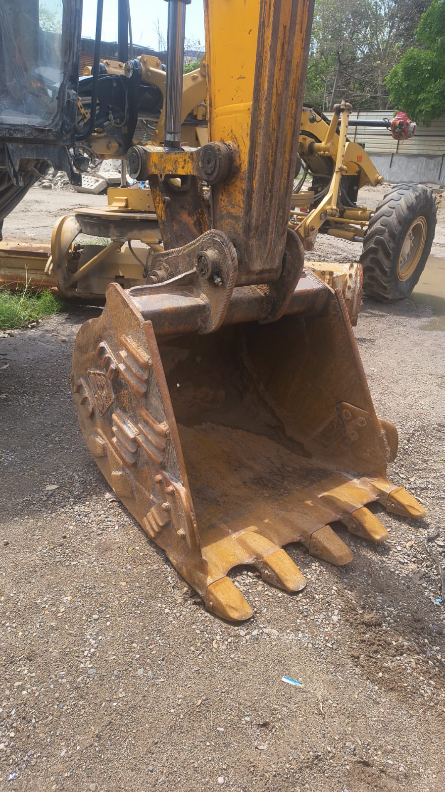JCB EXCAVATOR JS140 2018