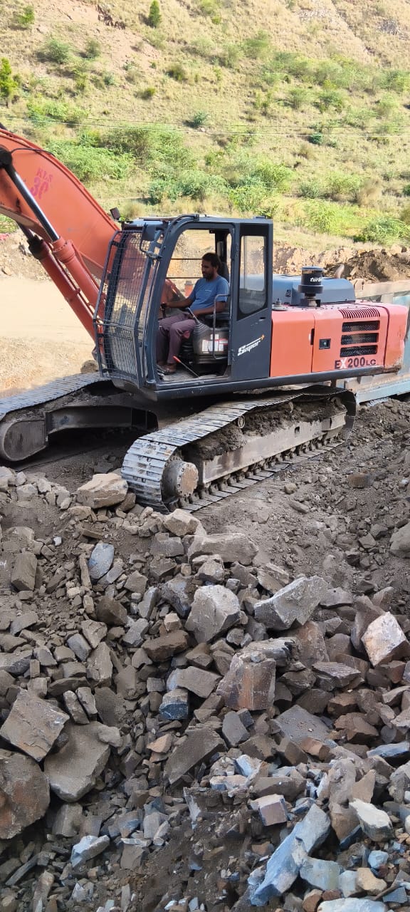 TATA HITACHI EXCAVATAR EX200 2019