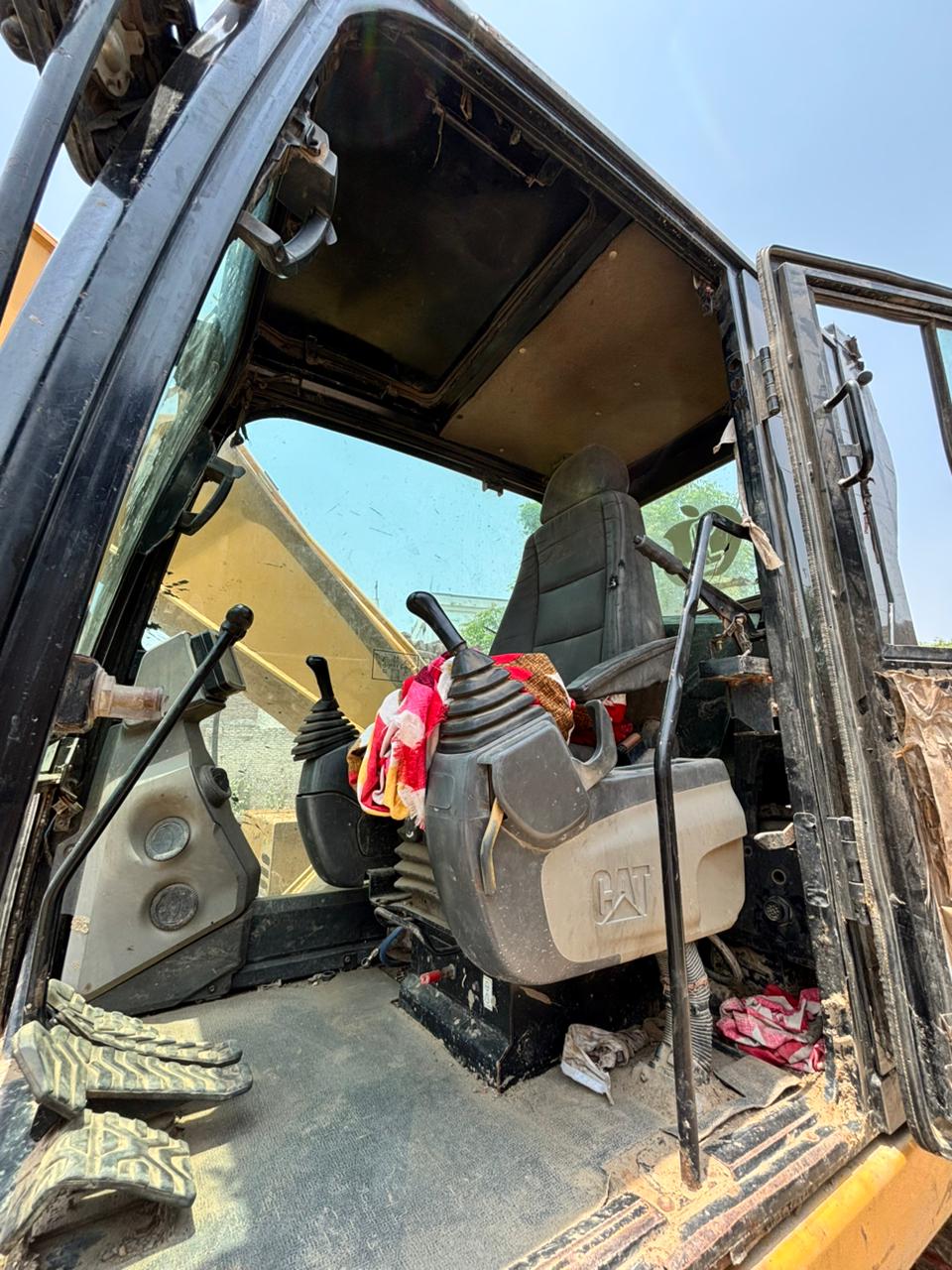 CAT EXCAVATOR 320 D3 GC 2021