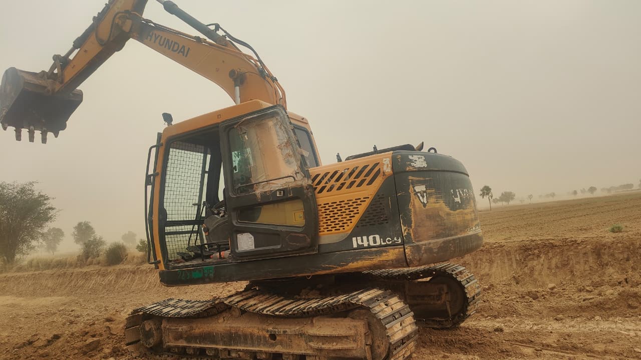 HYUNDAI EXCAVATOR R140 2019