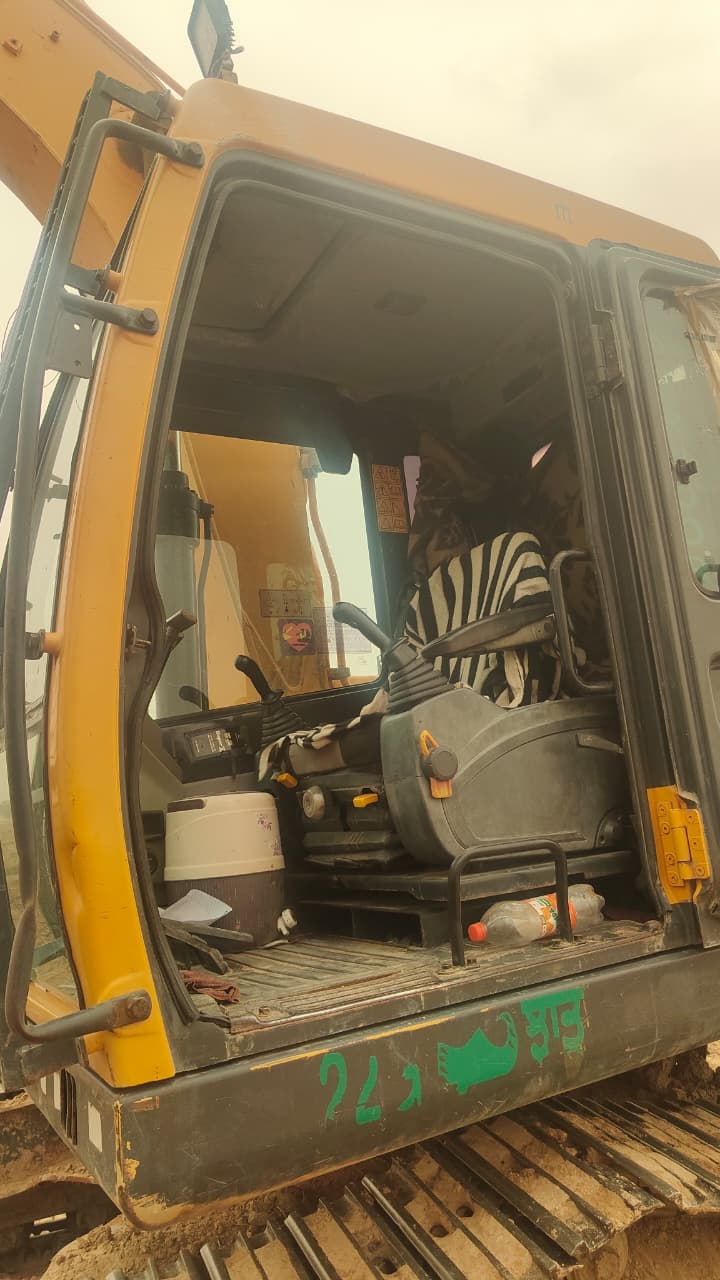 HYUNDAI EXCAVATOR R140 2019