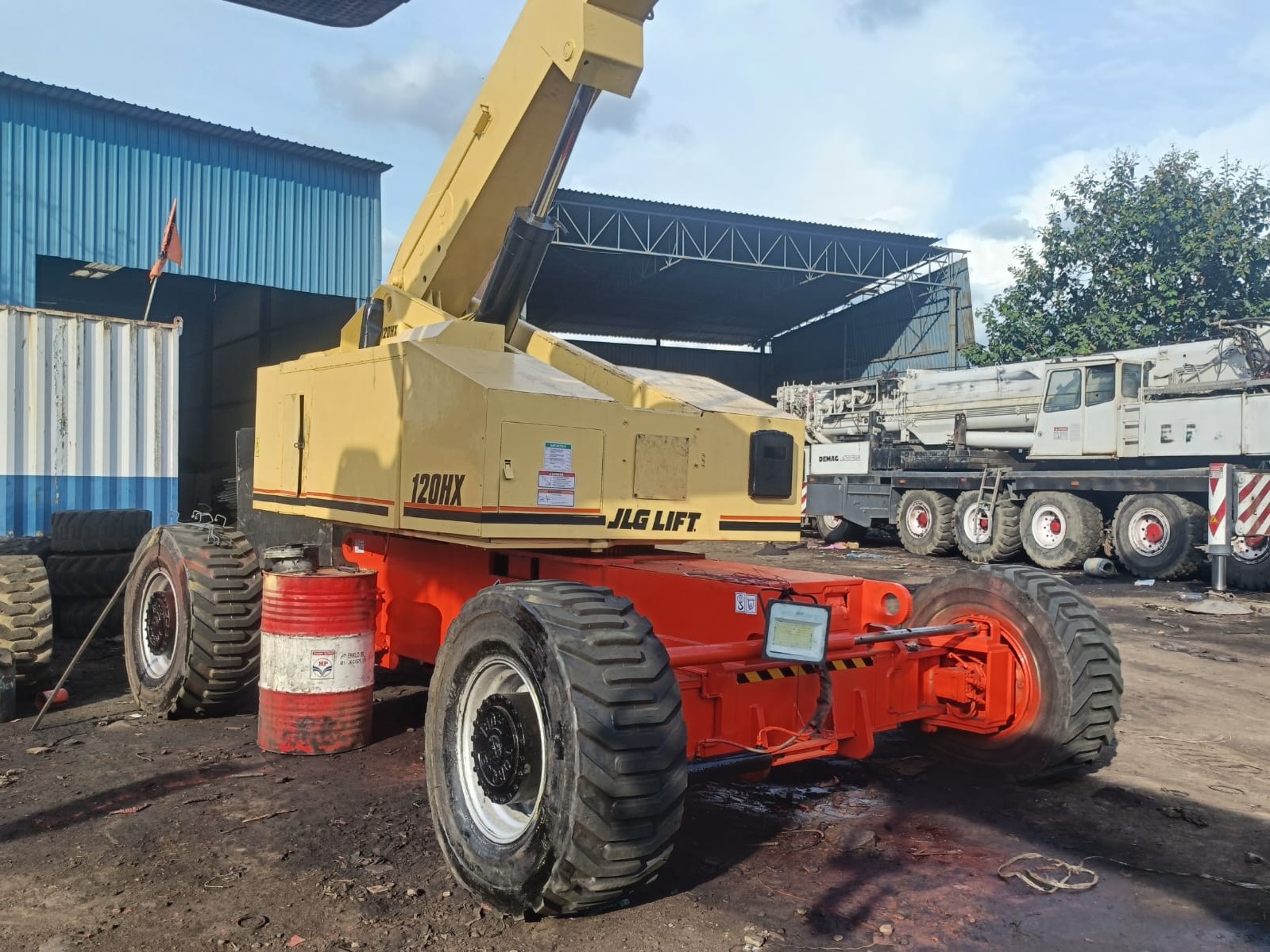 JLG BOOM LIFT 120HX 2002