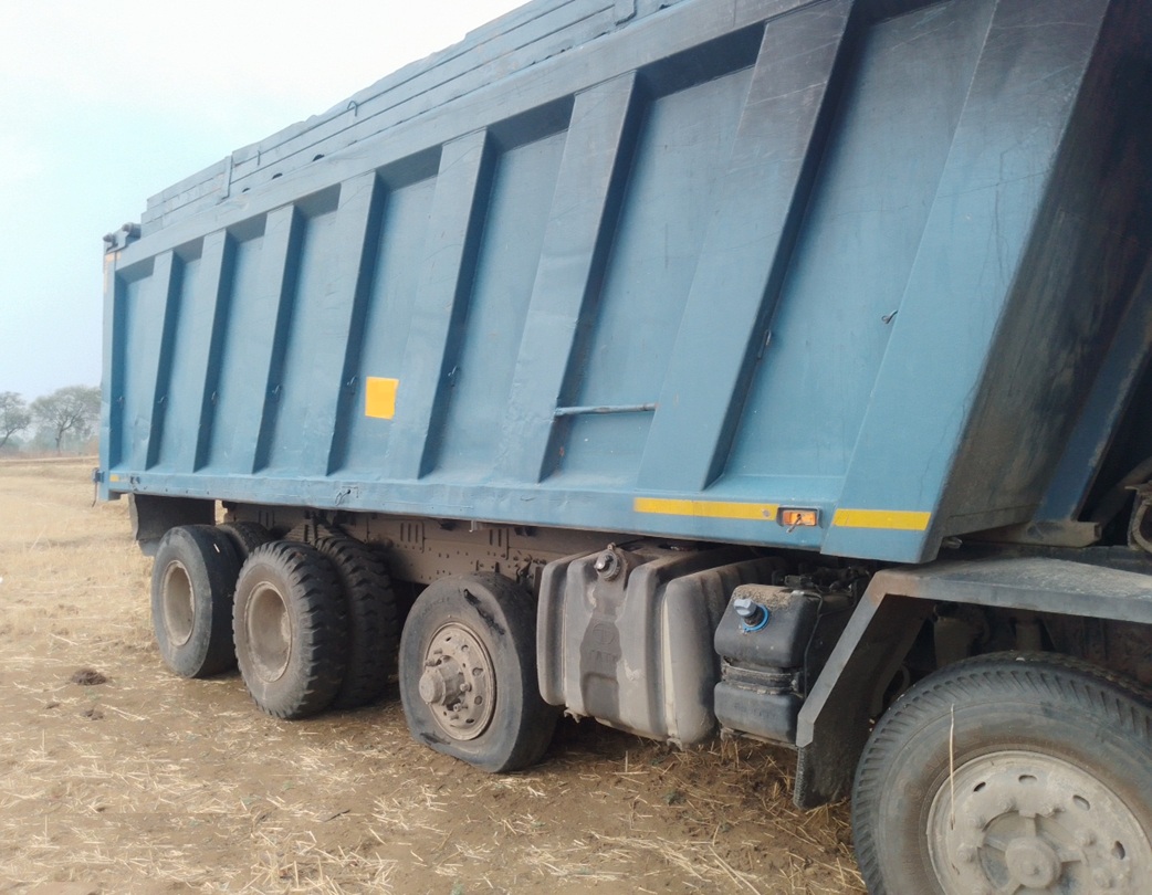 TATA SIGNA DUMP TRACK 4830 2023