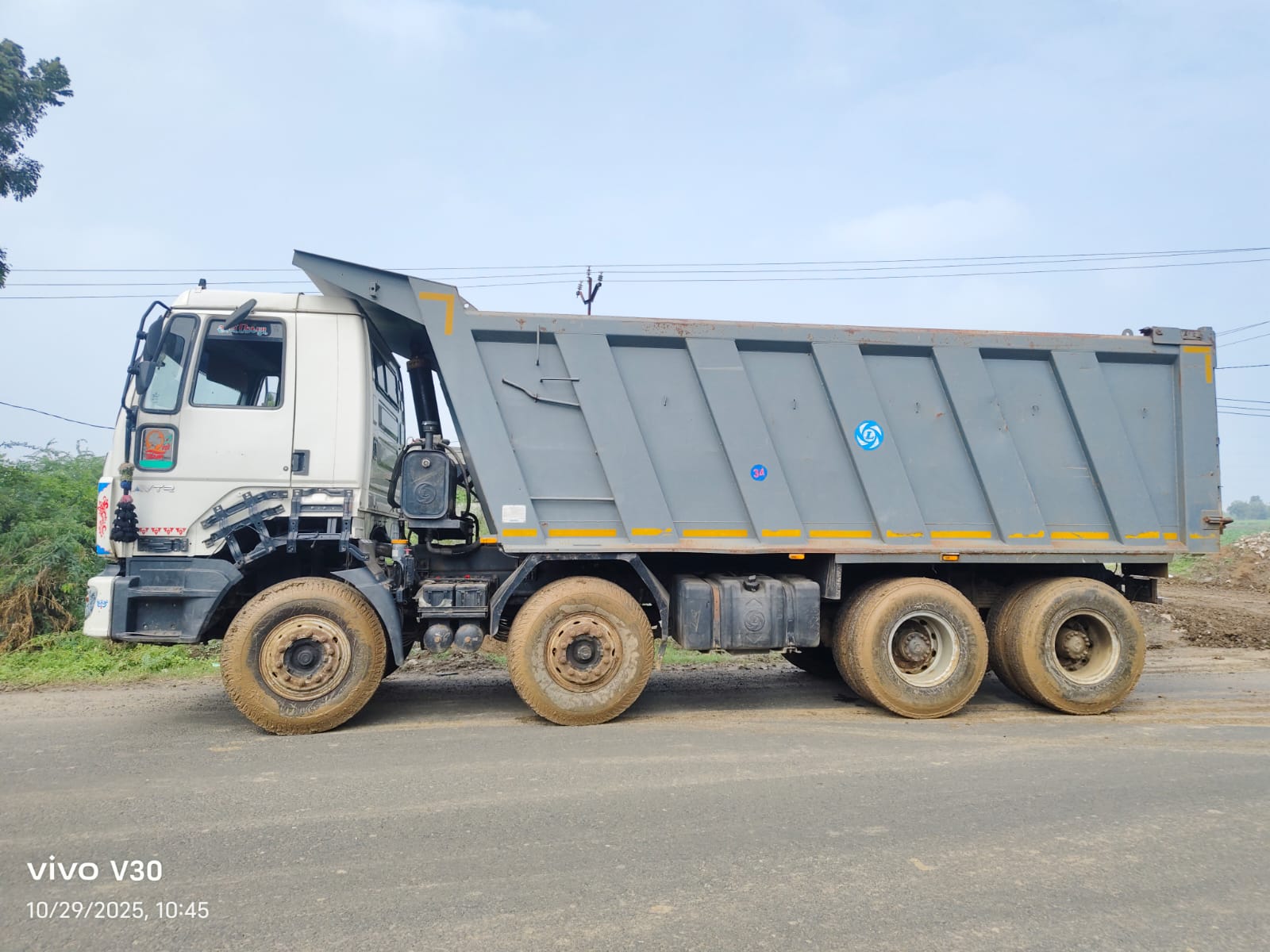 ASHOK LEYLAND DUMP TRUCK 4825.TK 2021