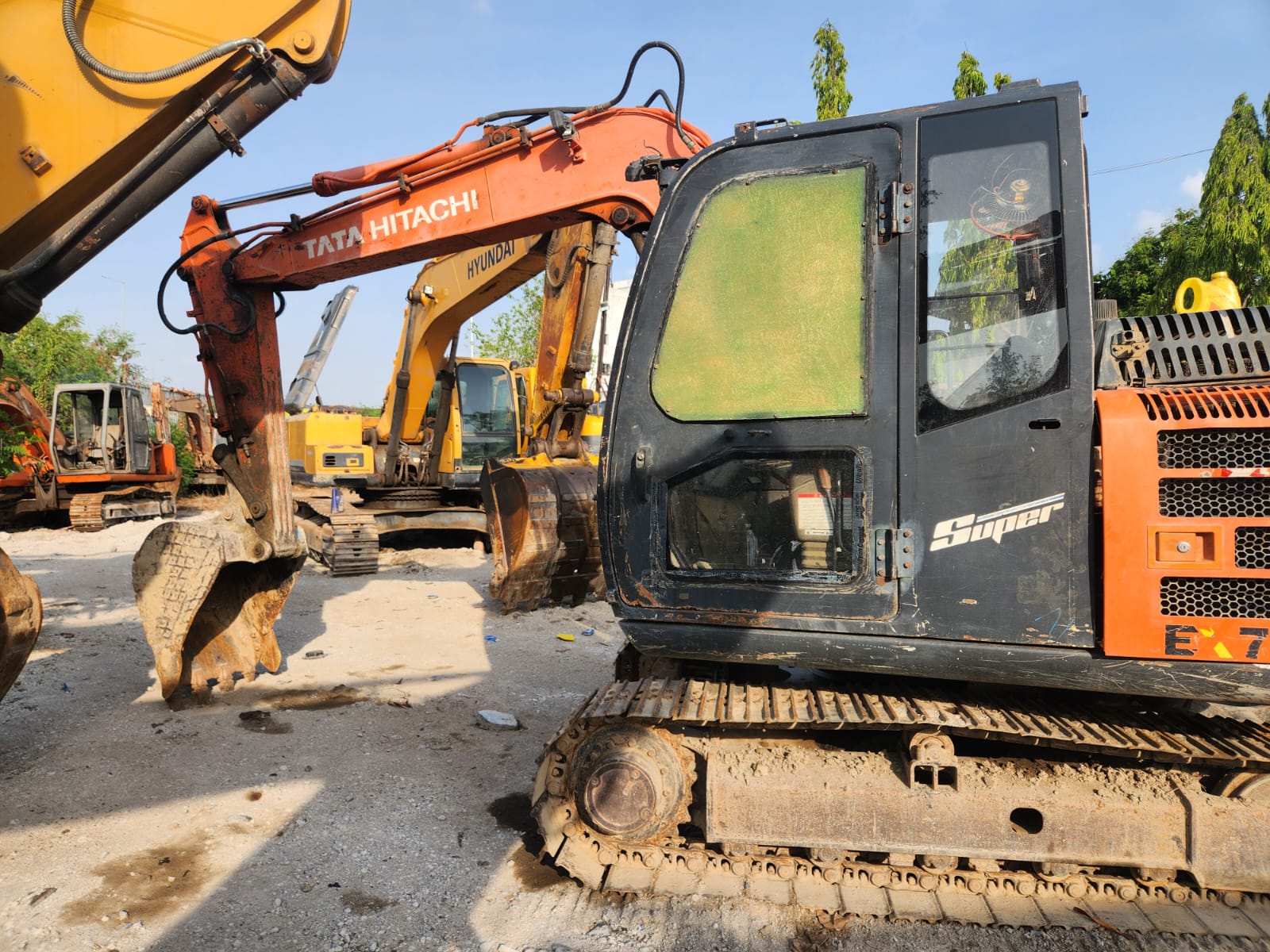 TATA HITACHI EXCAVATAR EX70 2018