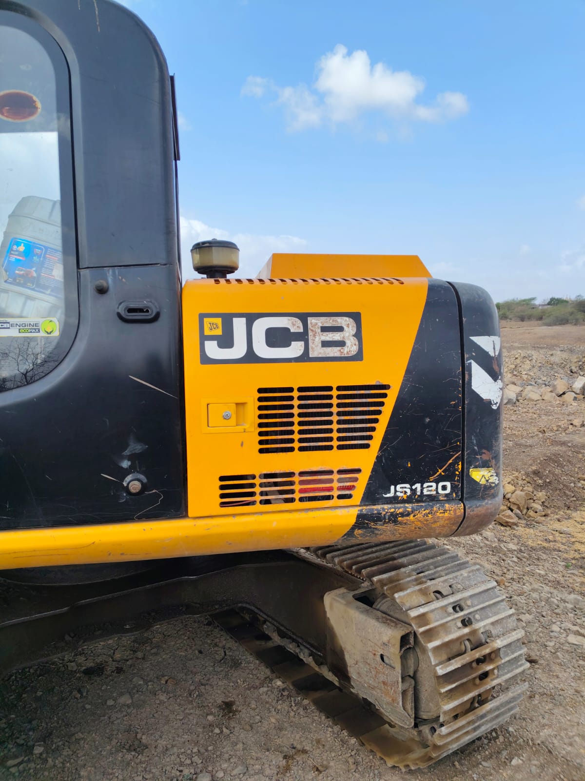 JCB EXCAVATOR JS120 2017