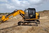 JCB EXCAVATOR JS120 2017