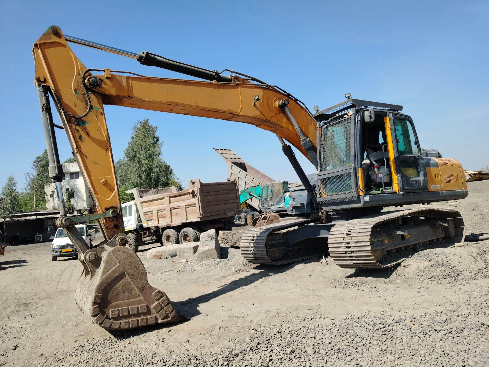 XCMG EXCAVATOR XE230C 2024