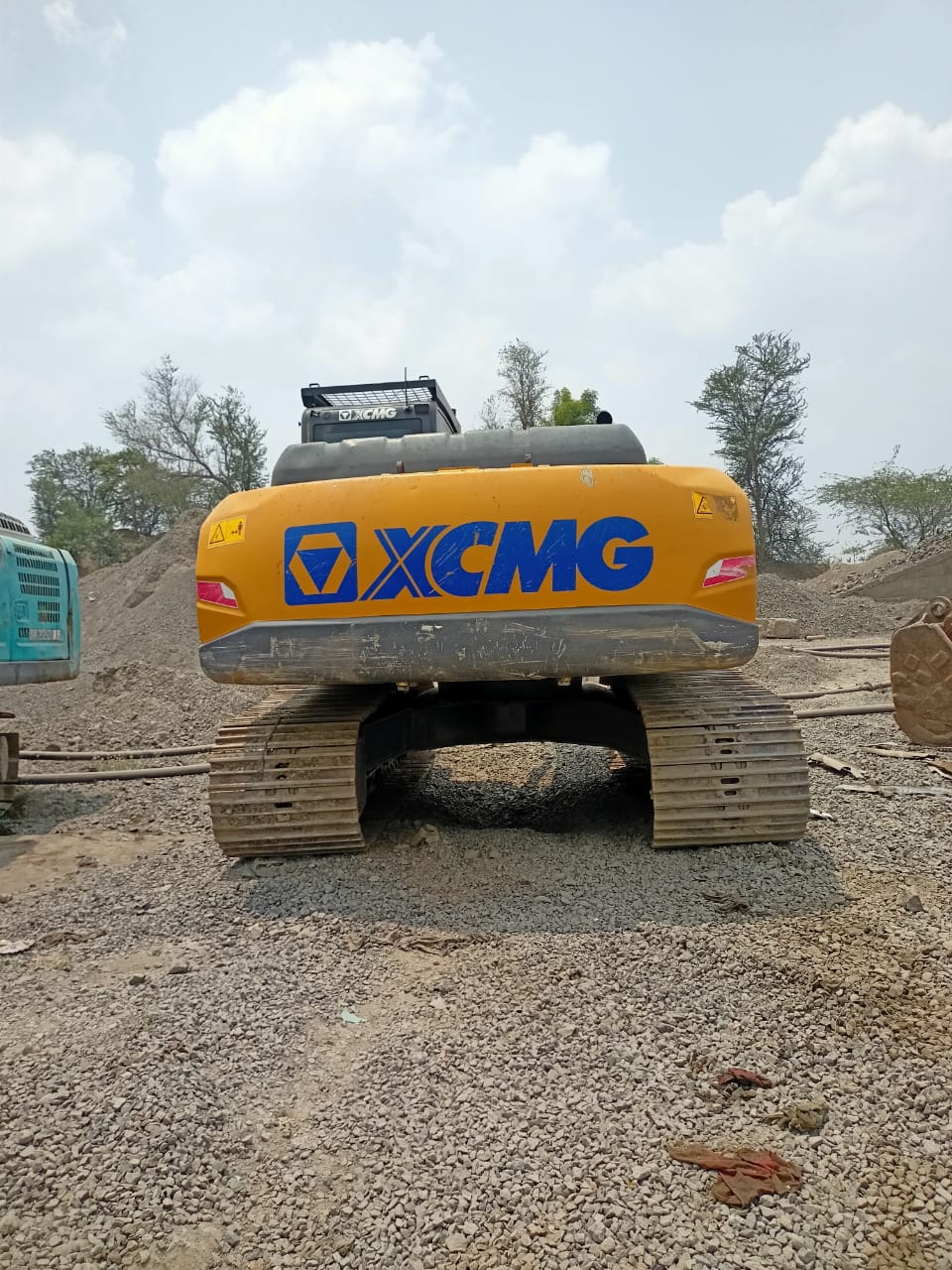 XCMG EXCAVATOR XE230C 2024