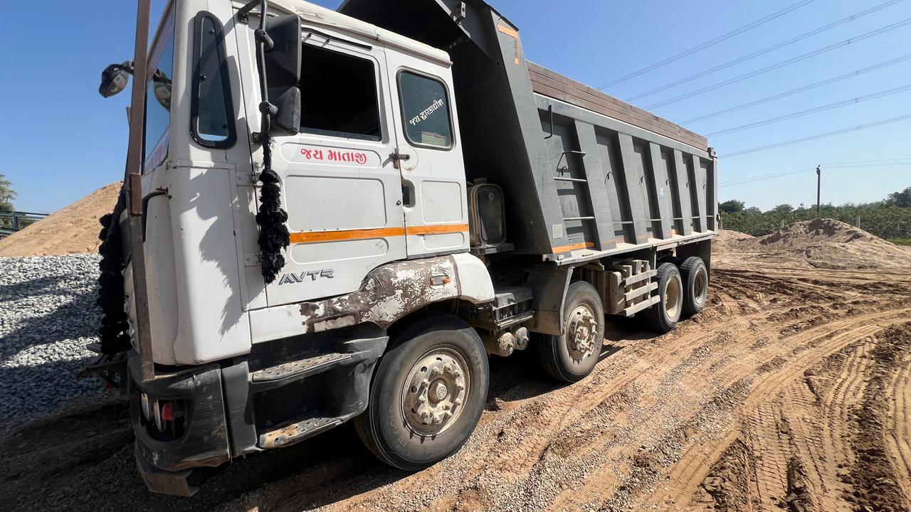 ASHOK LEYLAND DUMP TRUCK 3520 2022