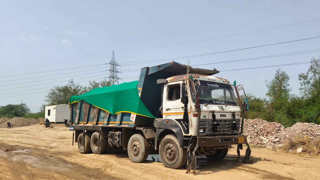 TATA SIGNA DUMP TRACK 3118.TK 2019